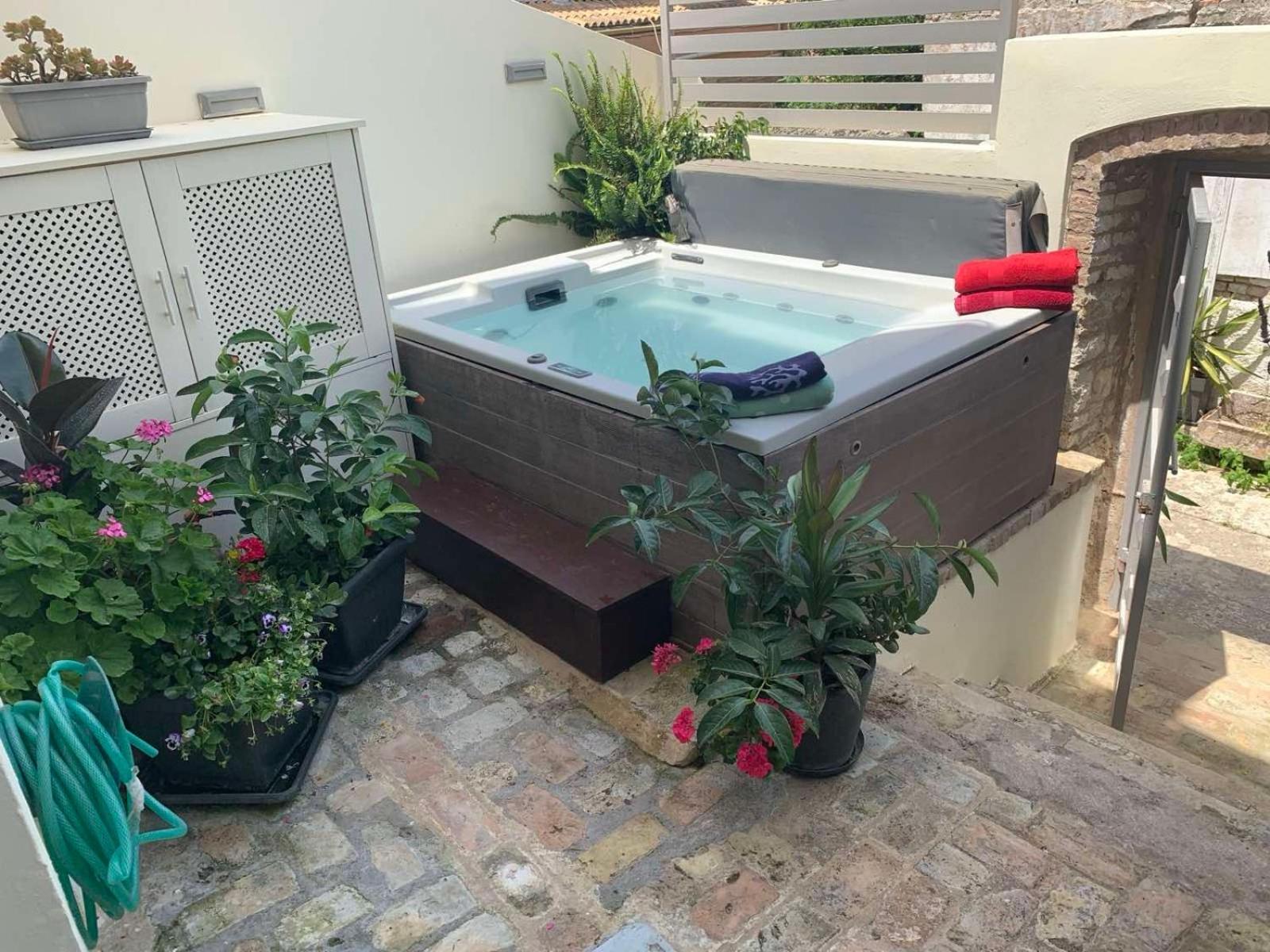 Anemomilos Jacuzzi Suite Corfu  Ngoại thất bức ảnh