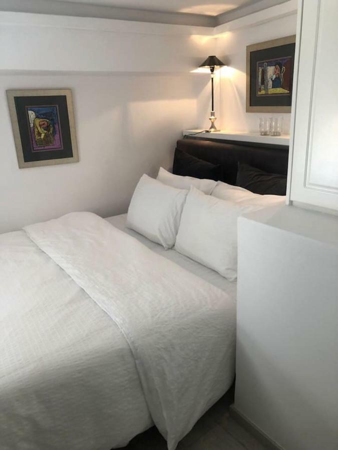 Anemomilos Jacuzzi Suite Corfu  Ngoại thất bức ảnh